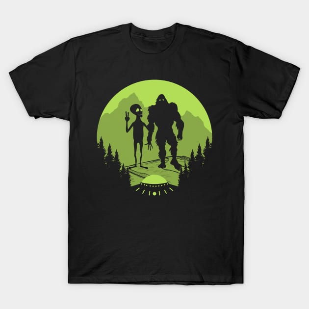 Bigfoot Ufo And Alien T-Shirt by Tesszero